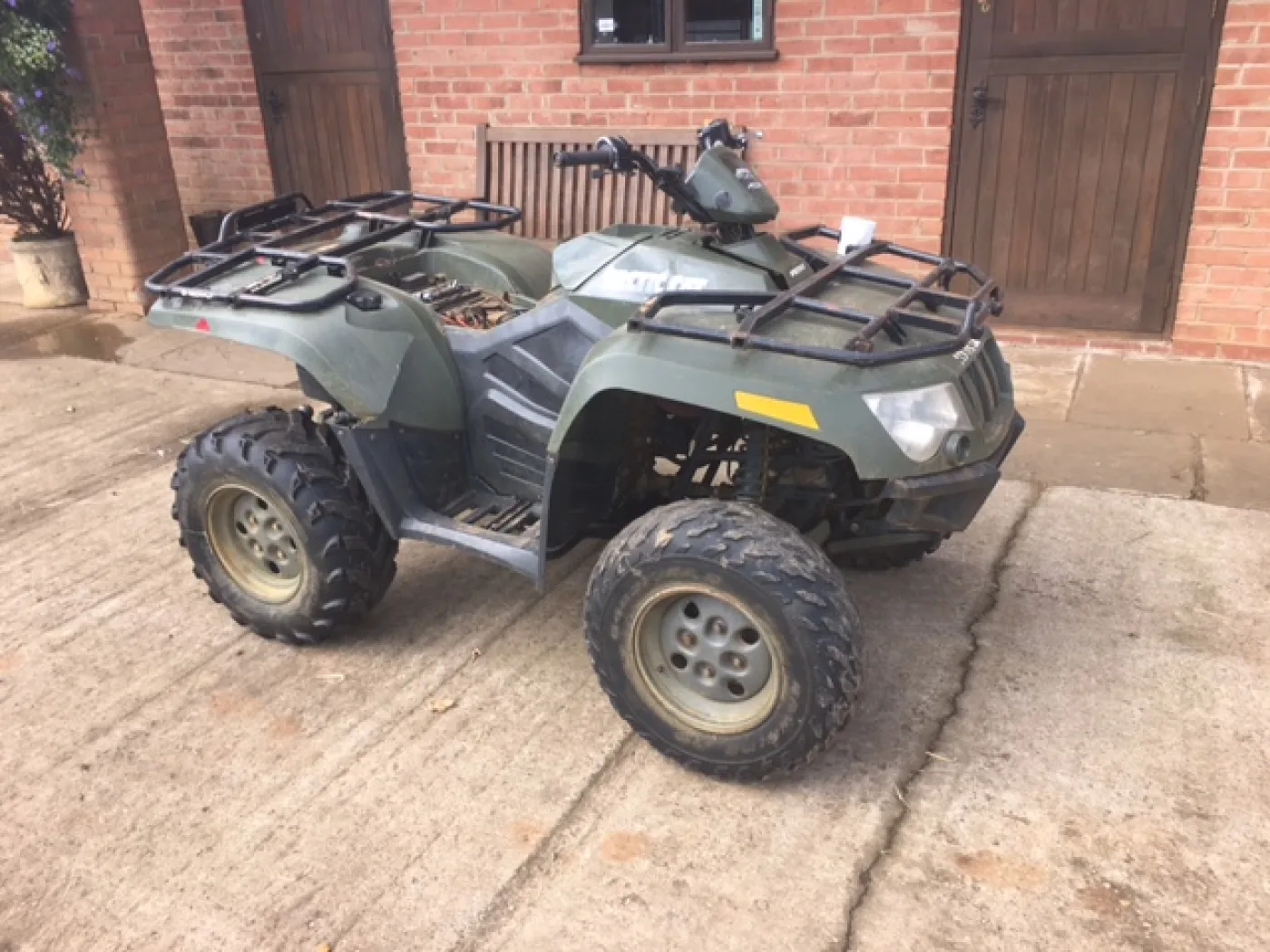 ARCTIC CAT 400CC BREAKING FOR SPARES MODEL YEAR 2002-2008 - 1