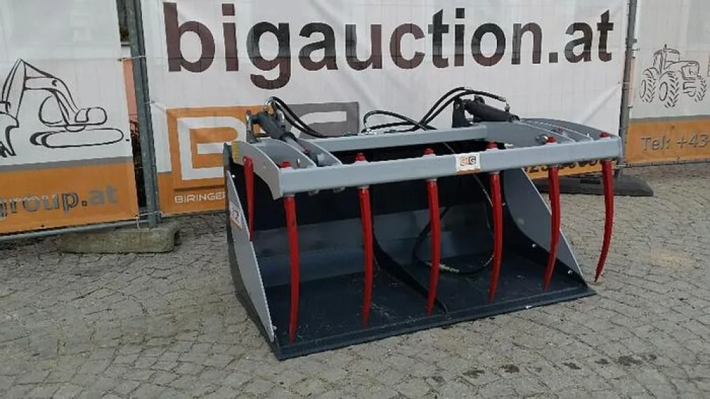 Krokodilschaufel 210 cm mit Kramer 312 Aufnahme