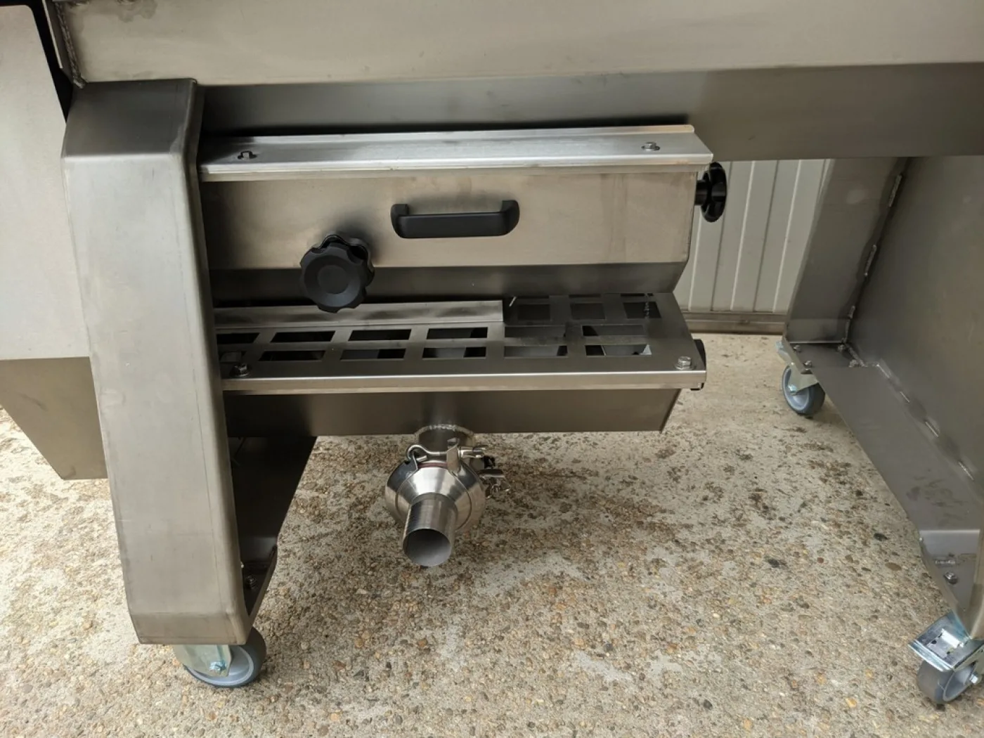 DESTEMMER-CRUSHER HORIZONTAL SEMI-CENTRIFUGE MODEL “JOLLY 40 MV” WITHOUT PUMP NEW MACHINE - 4