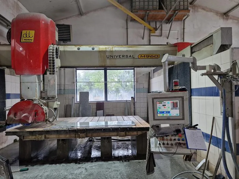 2007 Pedrini Universal M960-