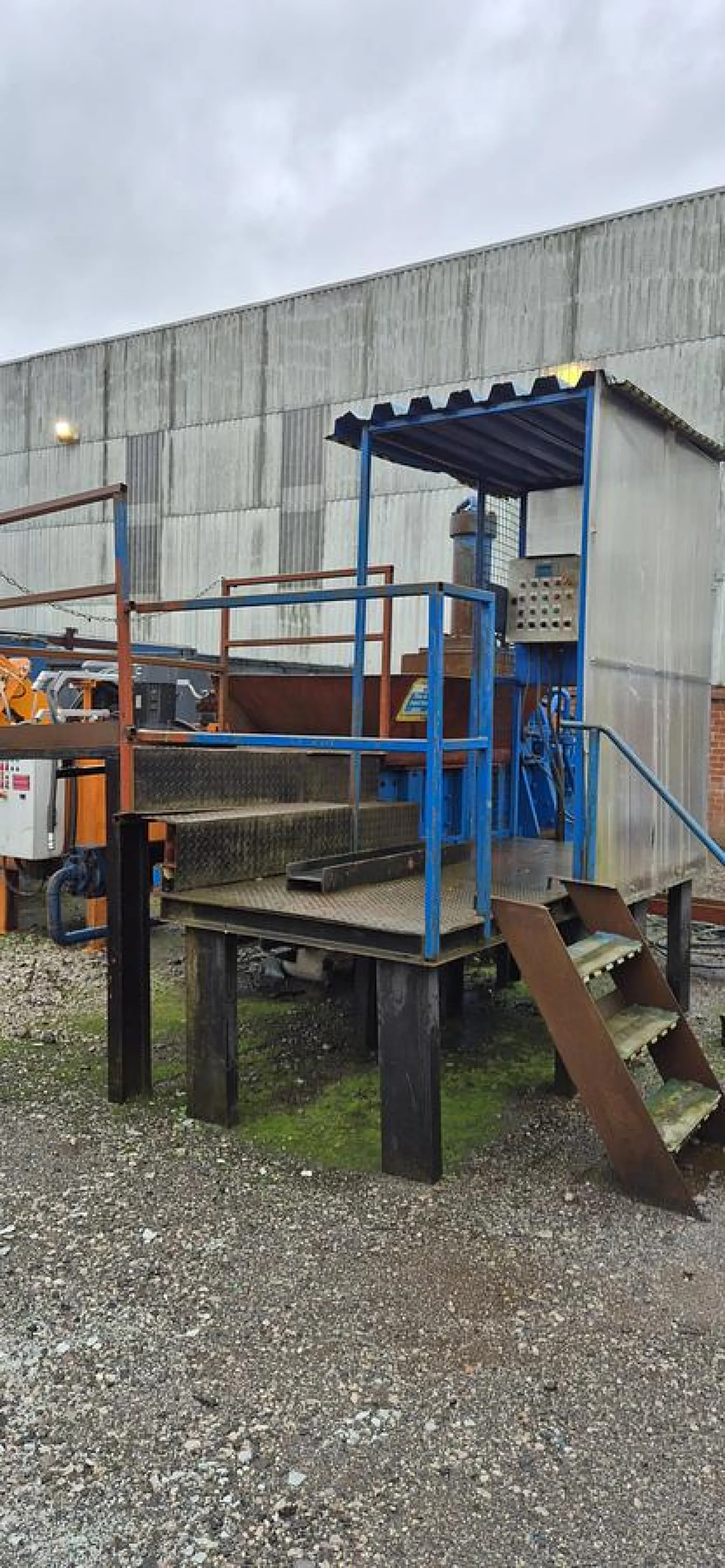 Harris TGS 25 Baler - 6