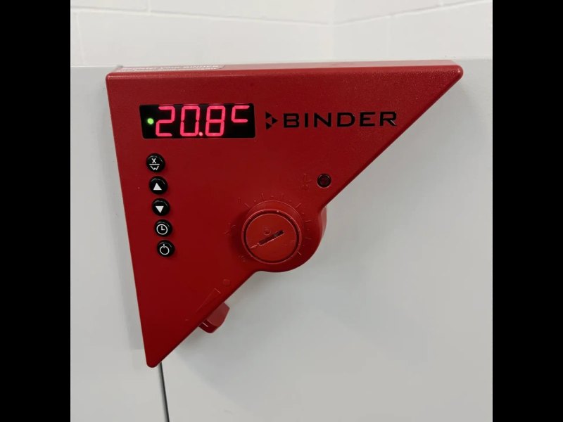 Binder BD 400 Incubator