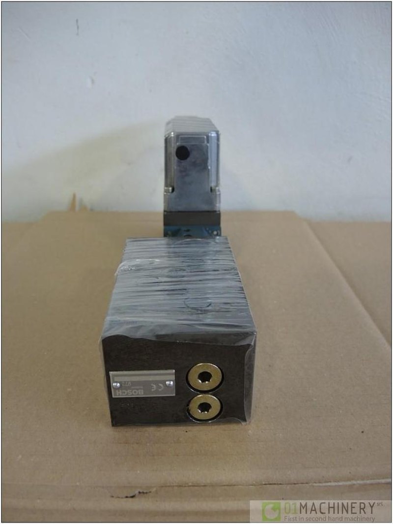 2010 BOSCH 0 811 402 167 AI1808