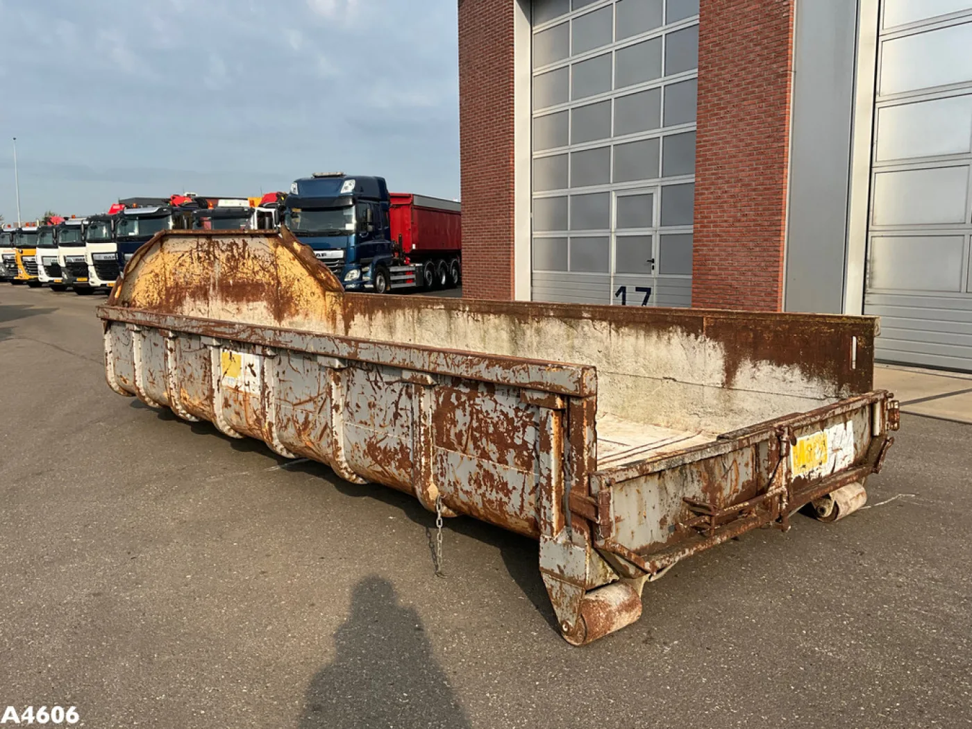 Container 8m³ - 4