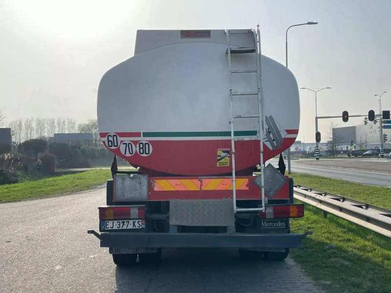 Mercedes Benz Axor 1829 13.500L Fuel Truck