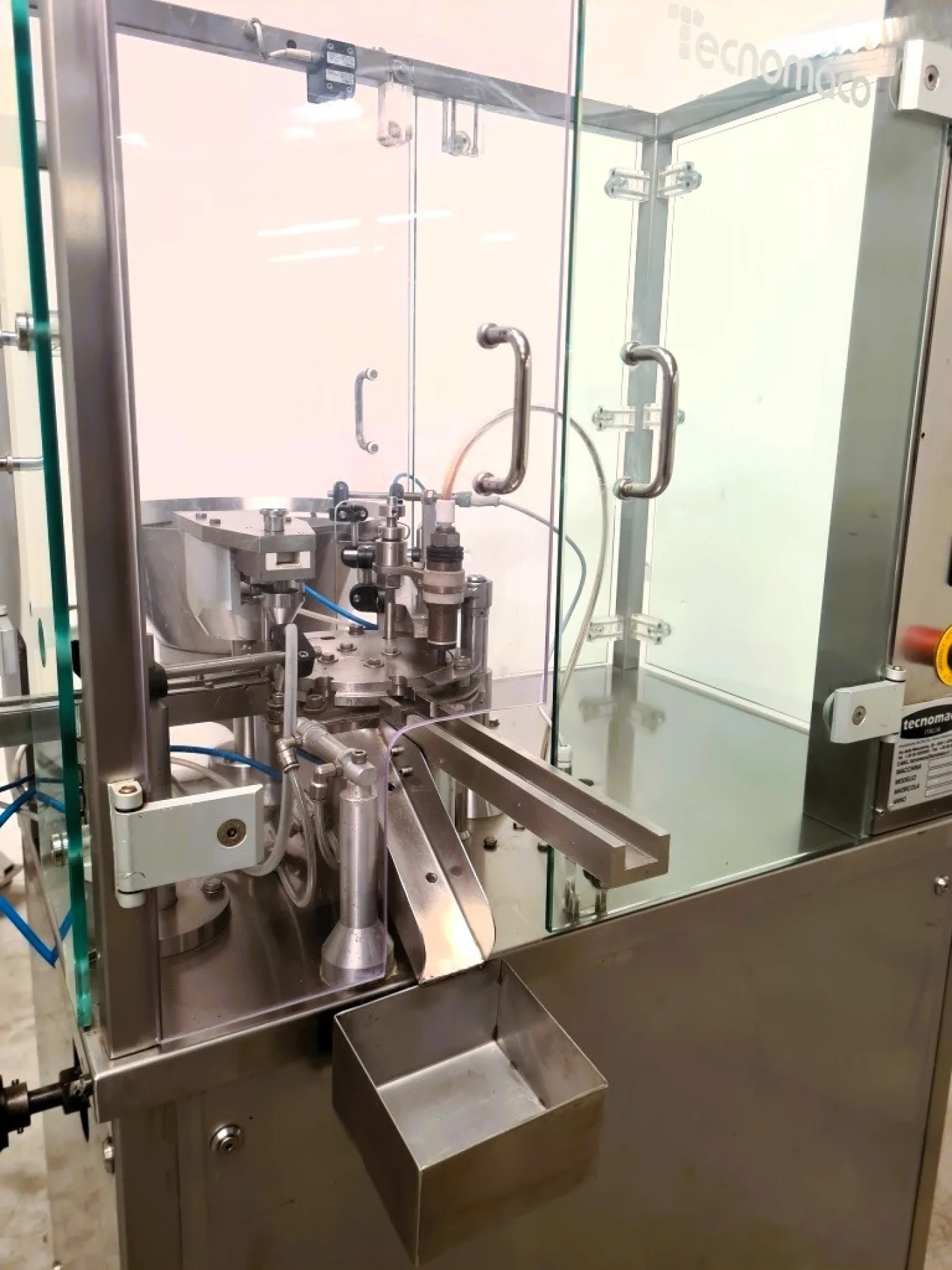 MICRODOSATRICE E TAPPATRICE – TECNOMACO – MOD. MC1 NS - 7