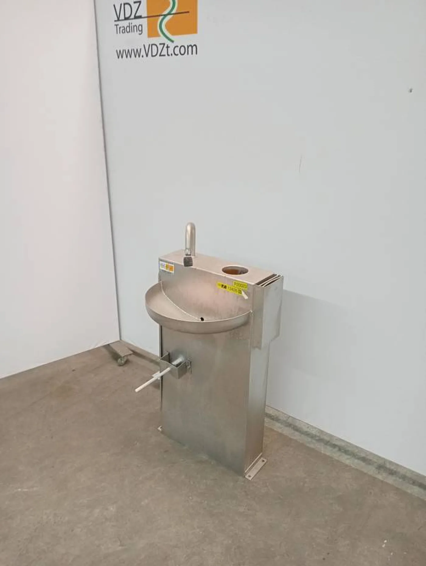 Wash basin incl sterilizer - 4