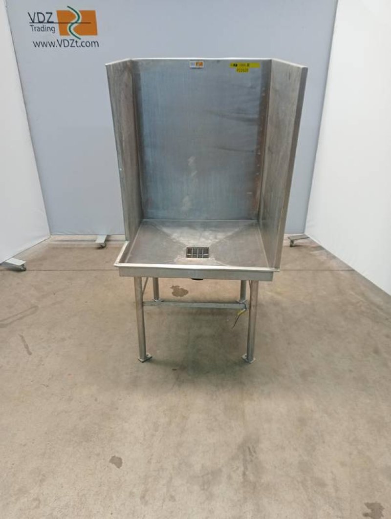 Head wash cabinet