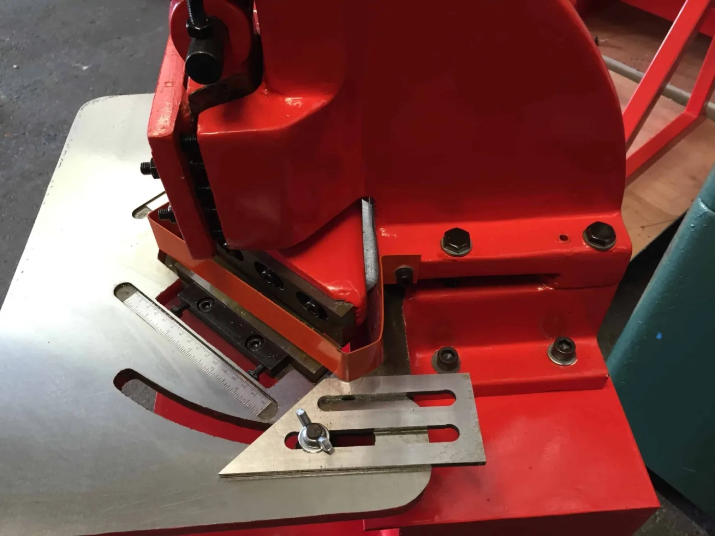 WNS Corner Notcher 150mm - WNS - W. Neal Services Ltd - 6