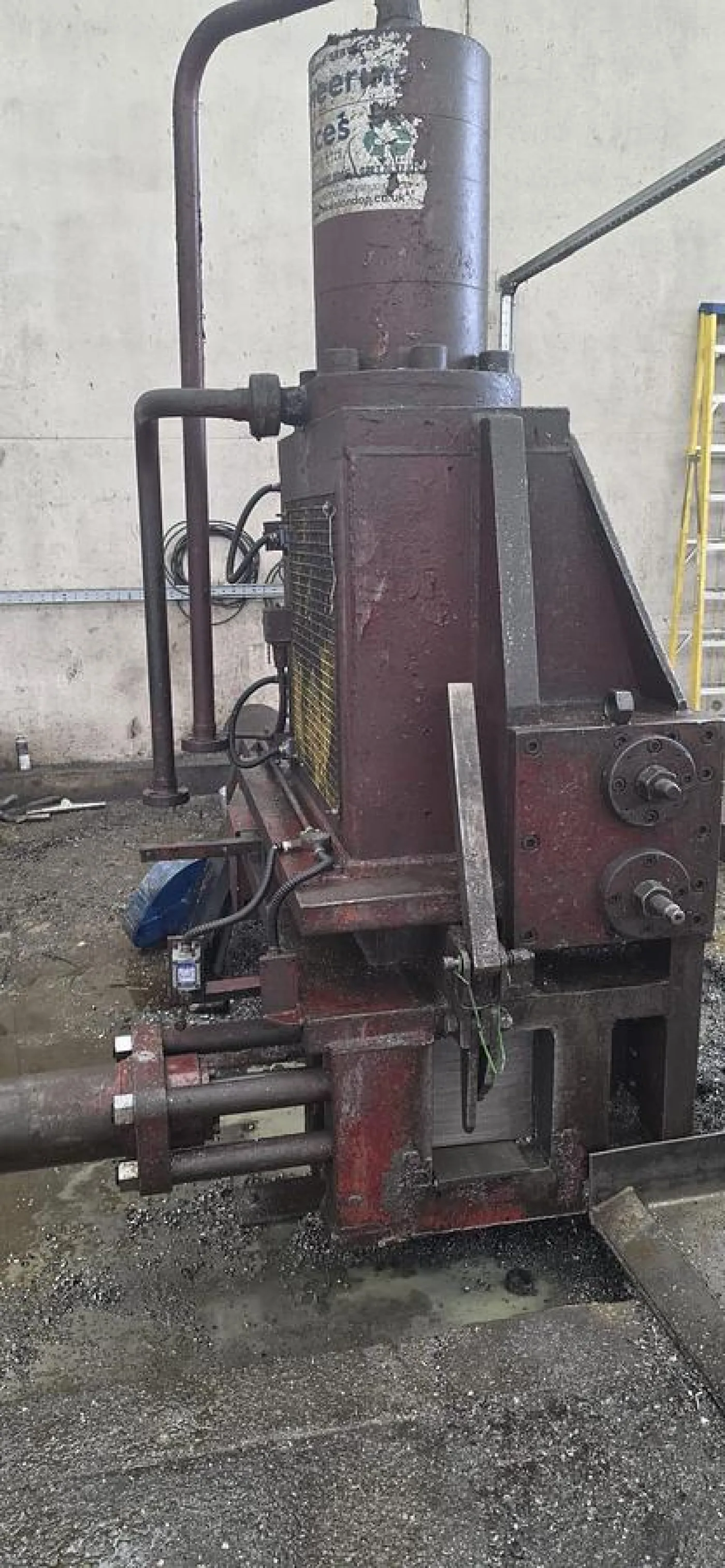 Harris TGS 62 Ferrous Metal Scrap Baler - 8