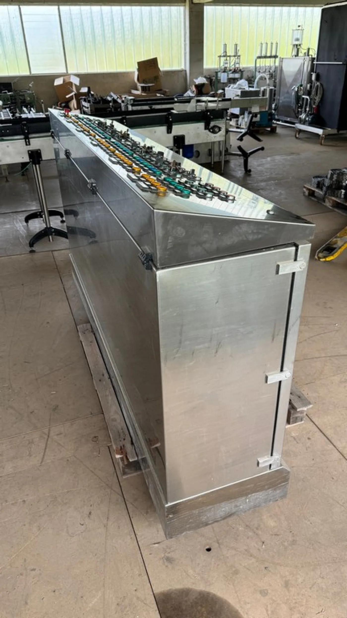 ELECTROMECHANICAL ELECTRICAL PANEL FOR CRUSHING, HOPPER AND AUGERS COMMAND, SECOND-HAND MACHINE - 4
