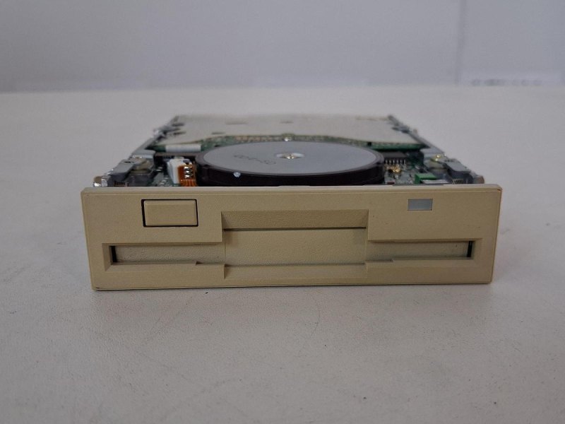 Fujitsu M2624FA2 3.5" SCSI Hard Disk Drive