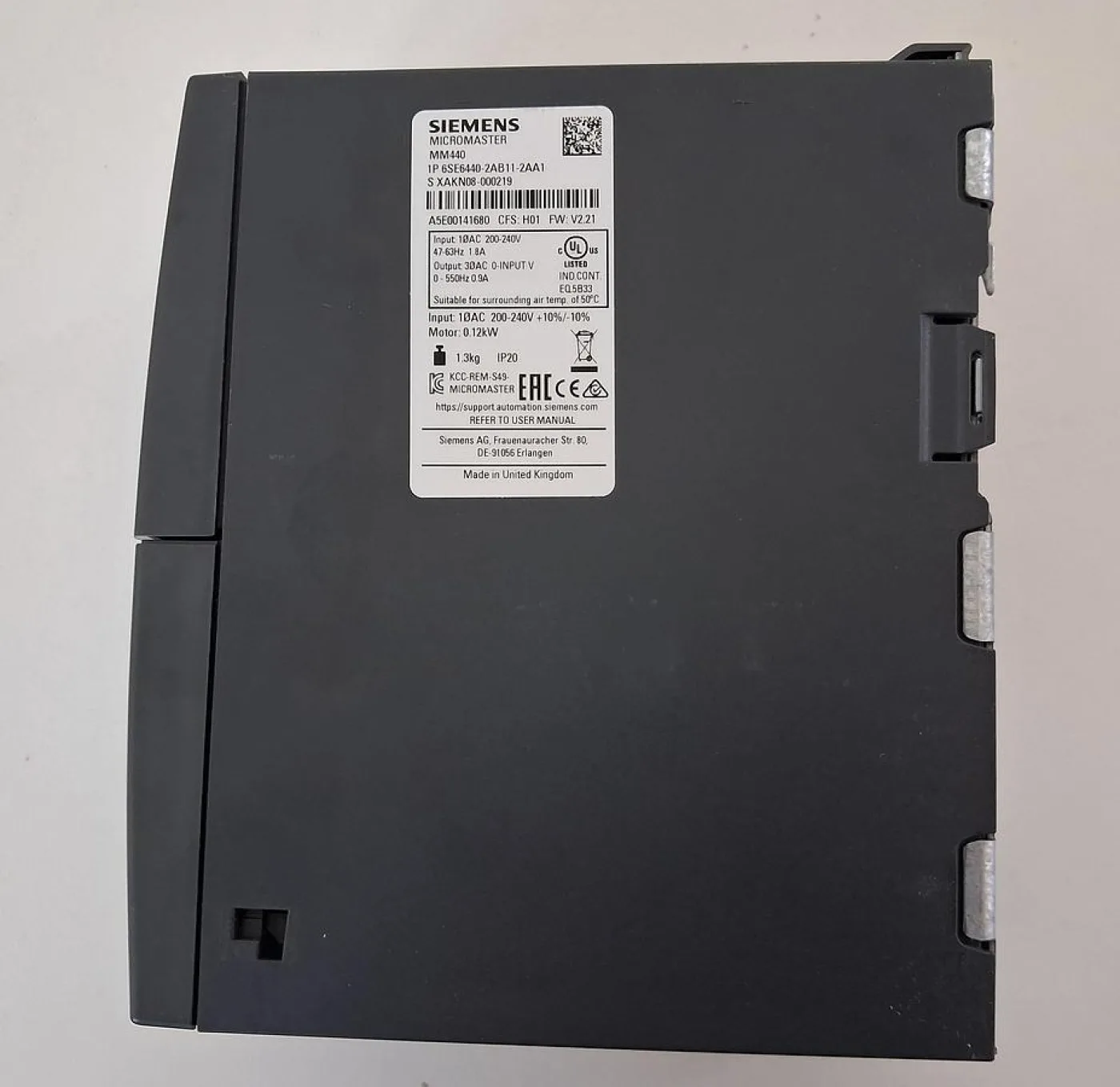Siemens MICROMASTER MM440 Frequenzumrichter 6SE6440-2UB11-2AA1 - 2