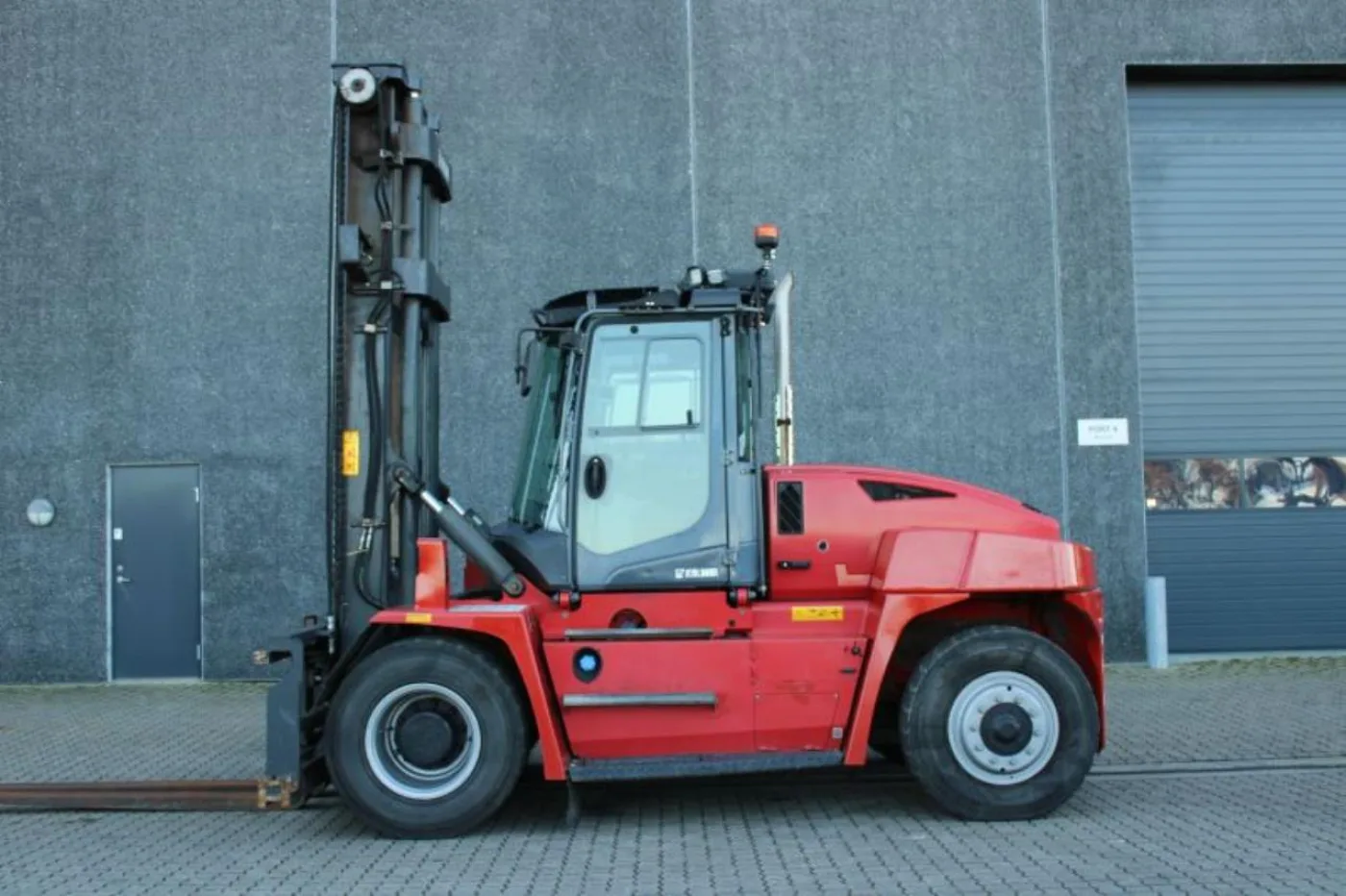 Kalmar DCG100-6 - 1