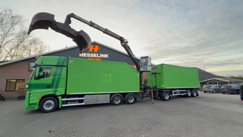 Mercedes-Benz Actros 2948 6X4 Squeeze combination Palfinger Epsilon