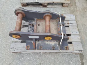 Anbauplatte fix verbolzt