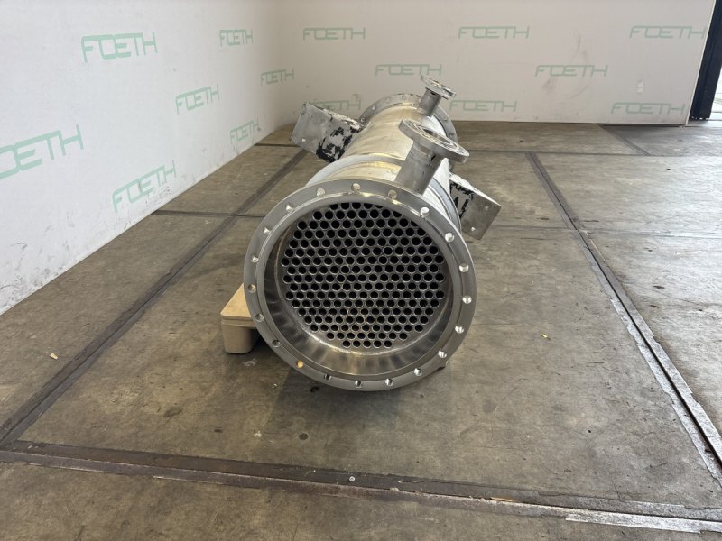 Zürcher AG Apparatebau 25 m² (tubes Hastelloy C22) - Shell and tube heat exchanger