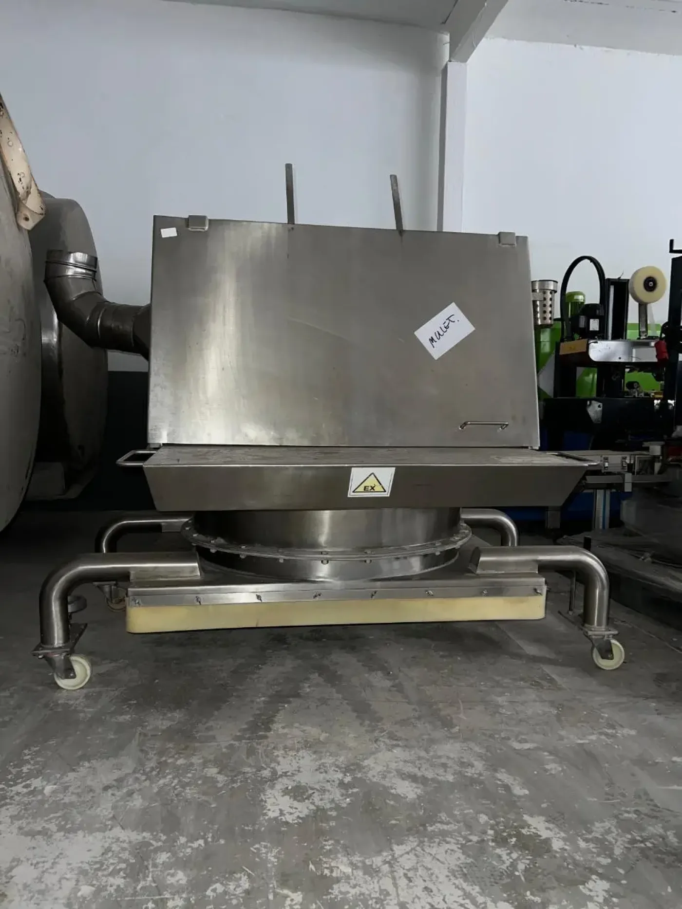 STAINLESS STEEL BACHILLER HOPPER - 1