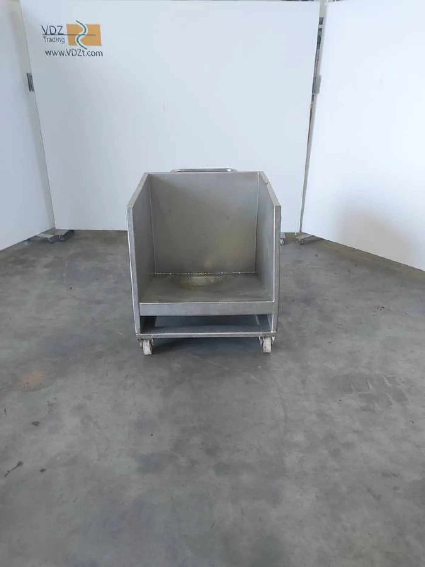 Stainless steel rolling bin - 2