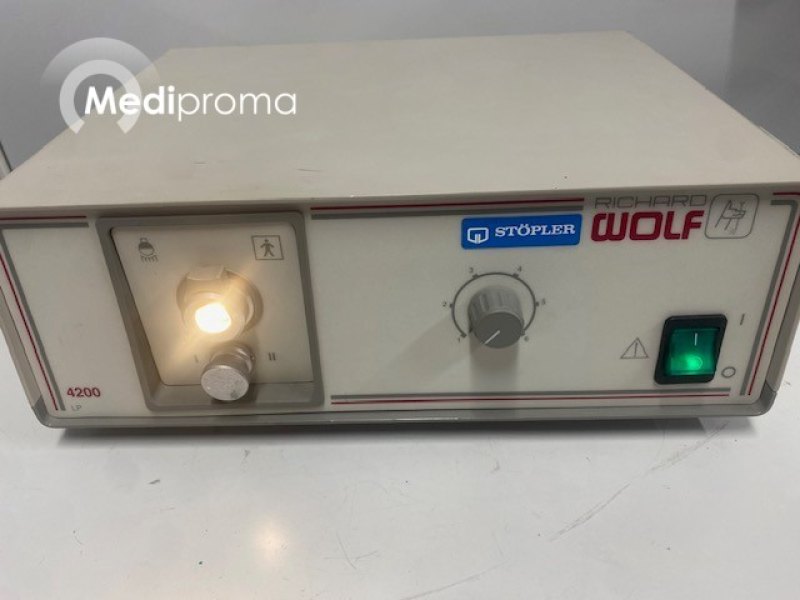 Wolf 4200LP Lichtbron