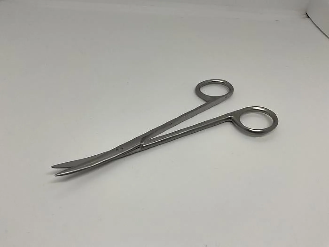 GB Medical Metzenbaum 150mm - 1