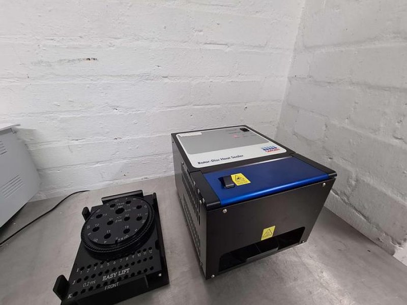 Qiagen Rotor-Disk Heat Sealer