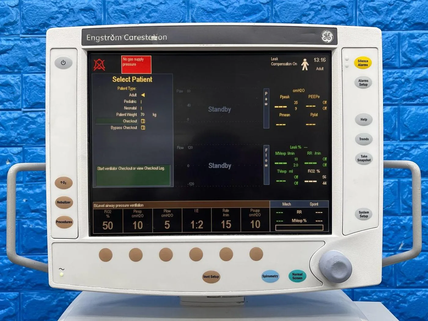 GE Engstrom Ventilator SW: 06.01 Hours: 21227 YOM: 2009 - 5