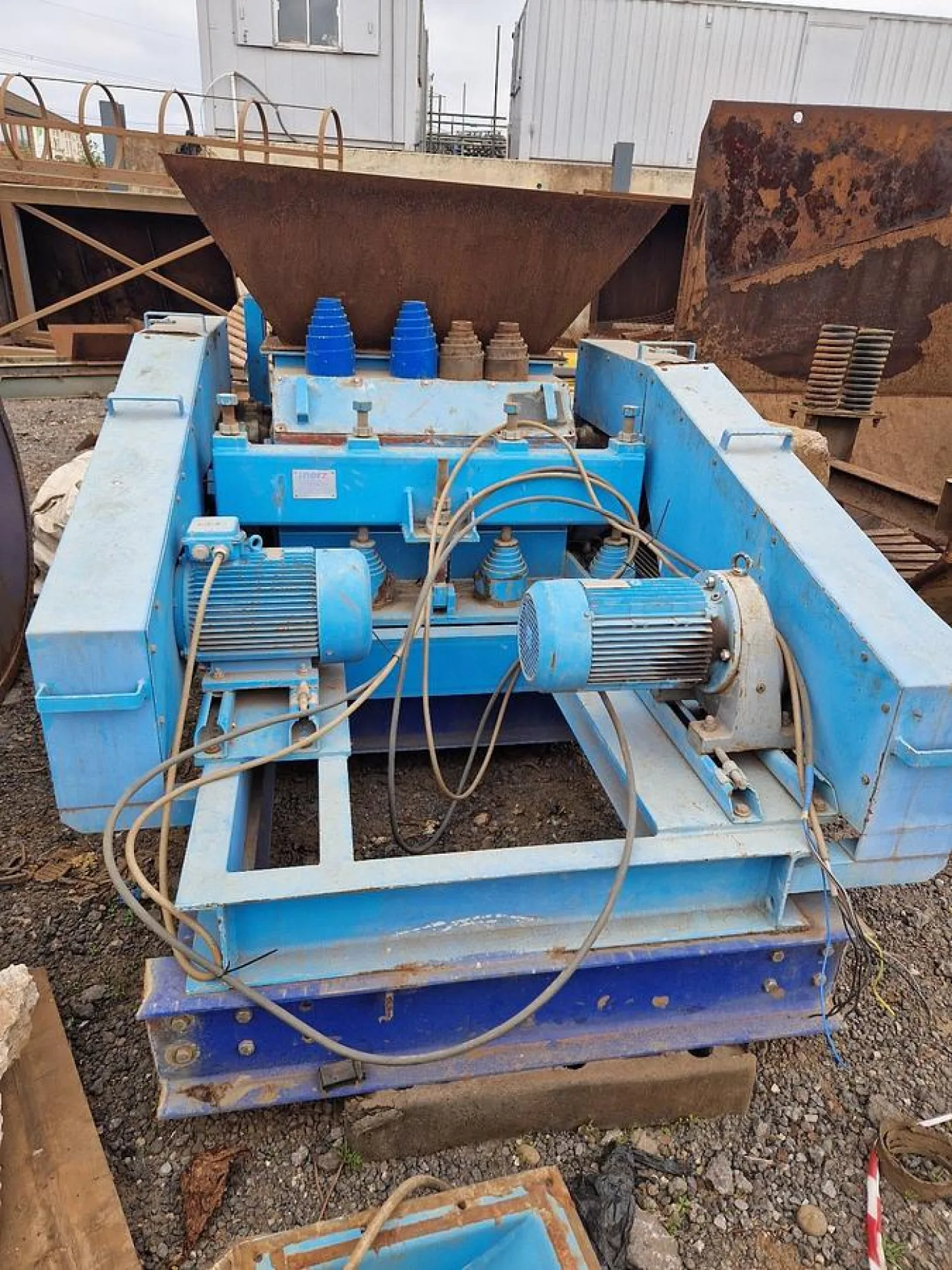 1995 Merz Gmbh WBG 3/8 Twin Roller Crusher - 2