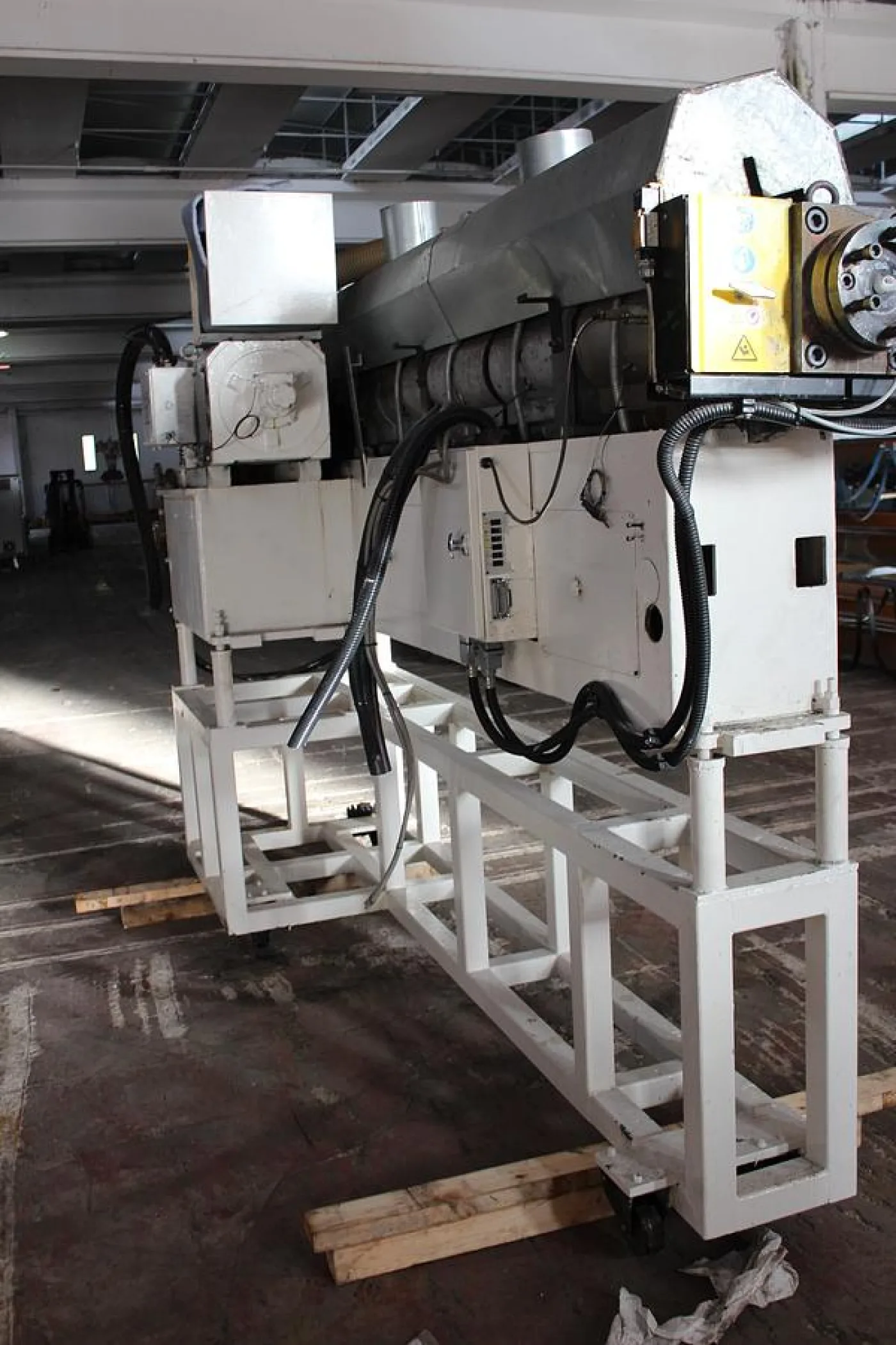 2000 BATTENFELD 90mm; L/D 30; Cambia ES0031 - 3