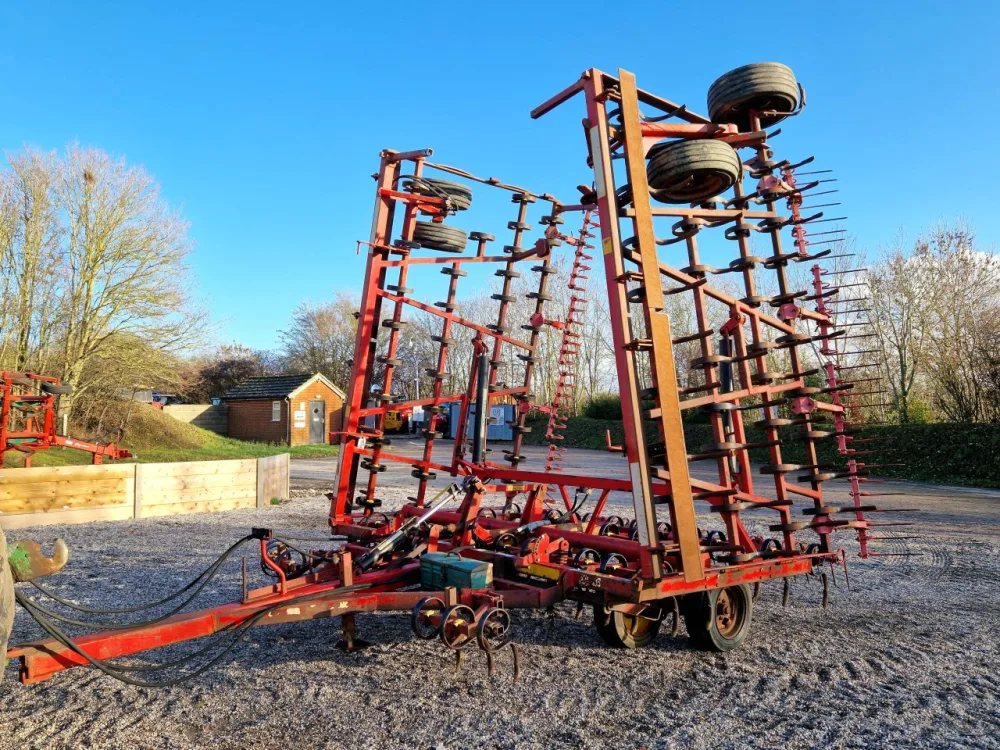 Vaderstad NZ 9.7m Springtine Cultivator