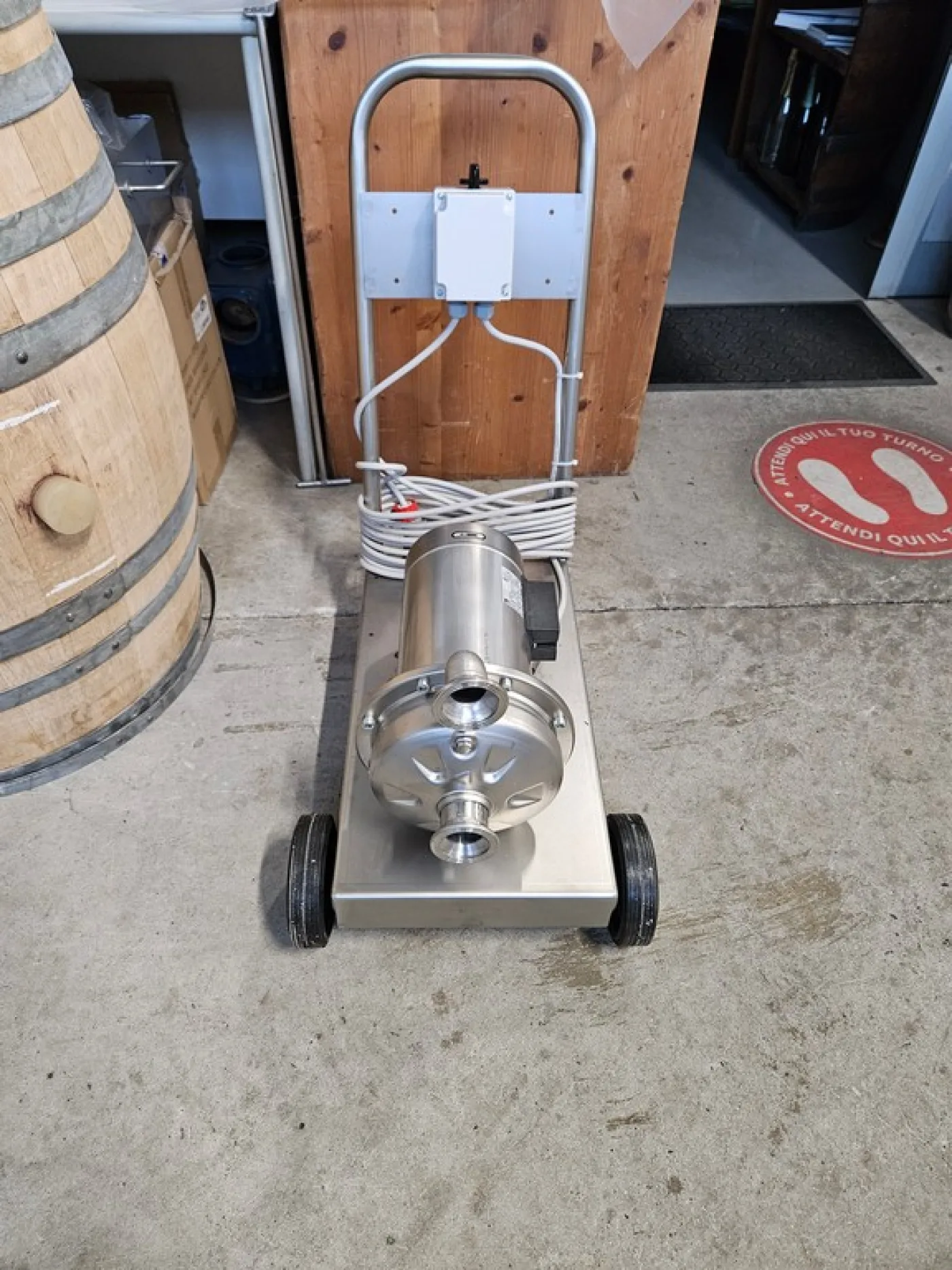 CENTRIFUGAL PUMP IN STAINLESS STEEL FOR WASHING TANKS, NEW EQUIPMENT - 4
