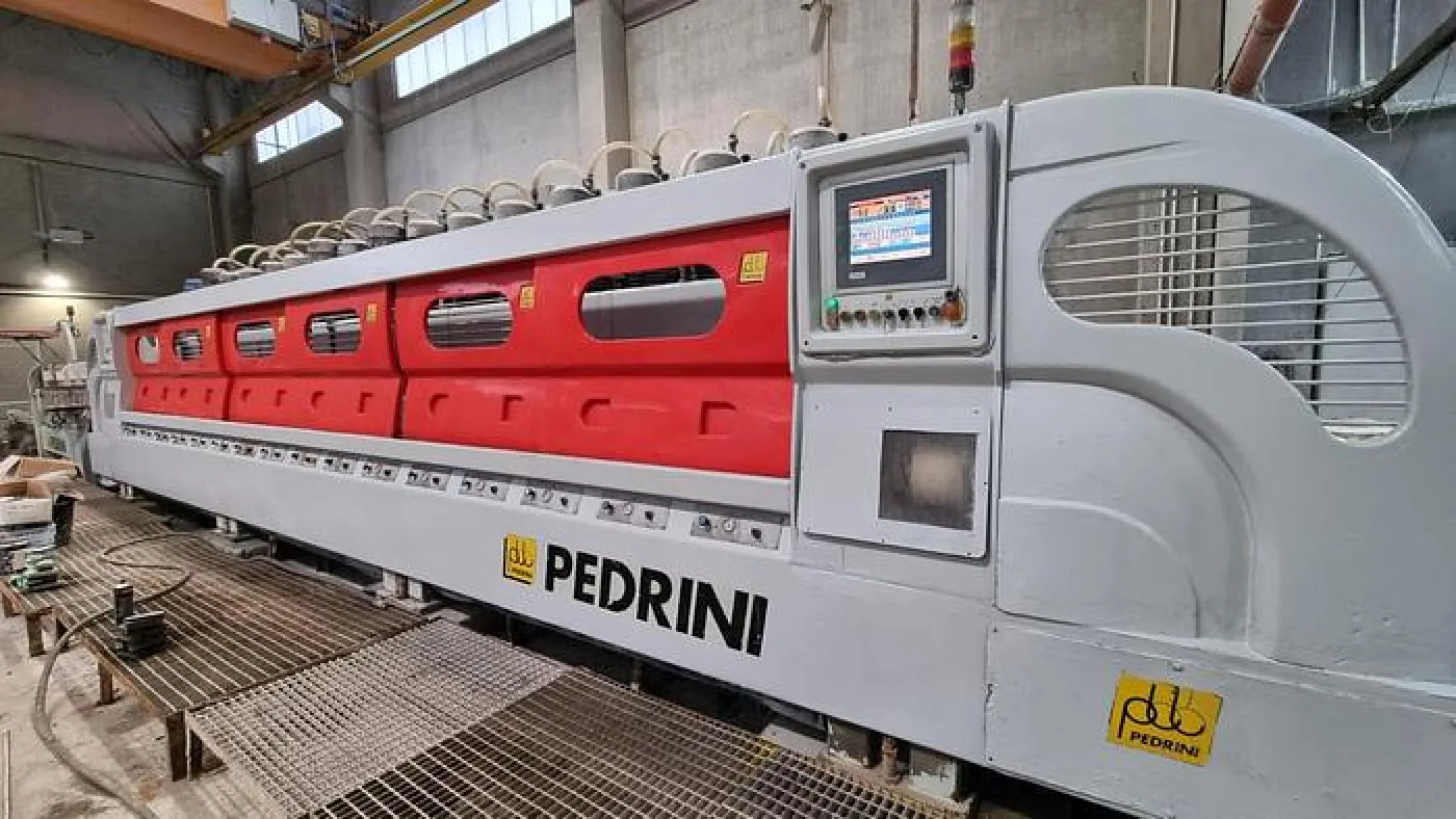 2010 Pedrini Galaxy B220GV-16 - 1