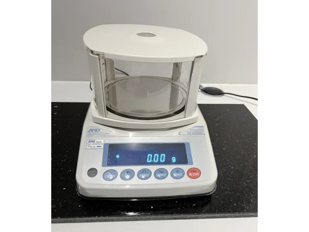 A&D FZ-5000i Precision Balance