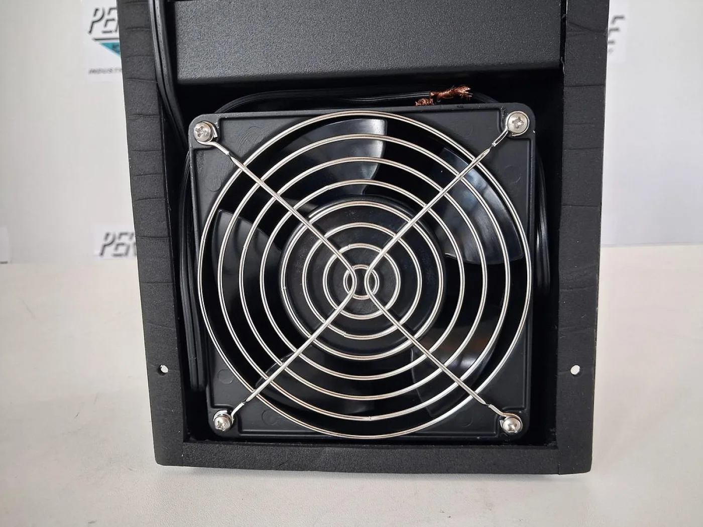 Noren Products CC400FP-115 Compact Cabinet Cooler - 3
