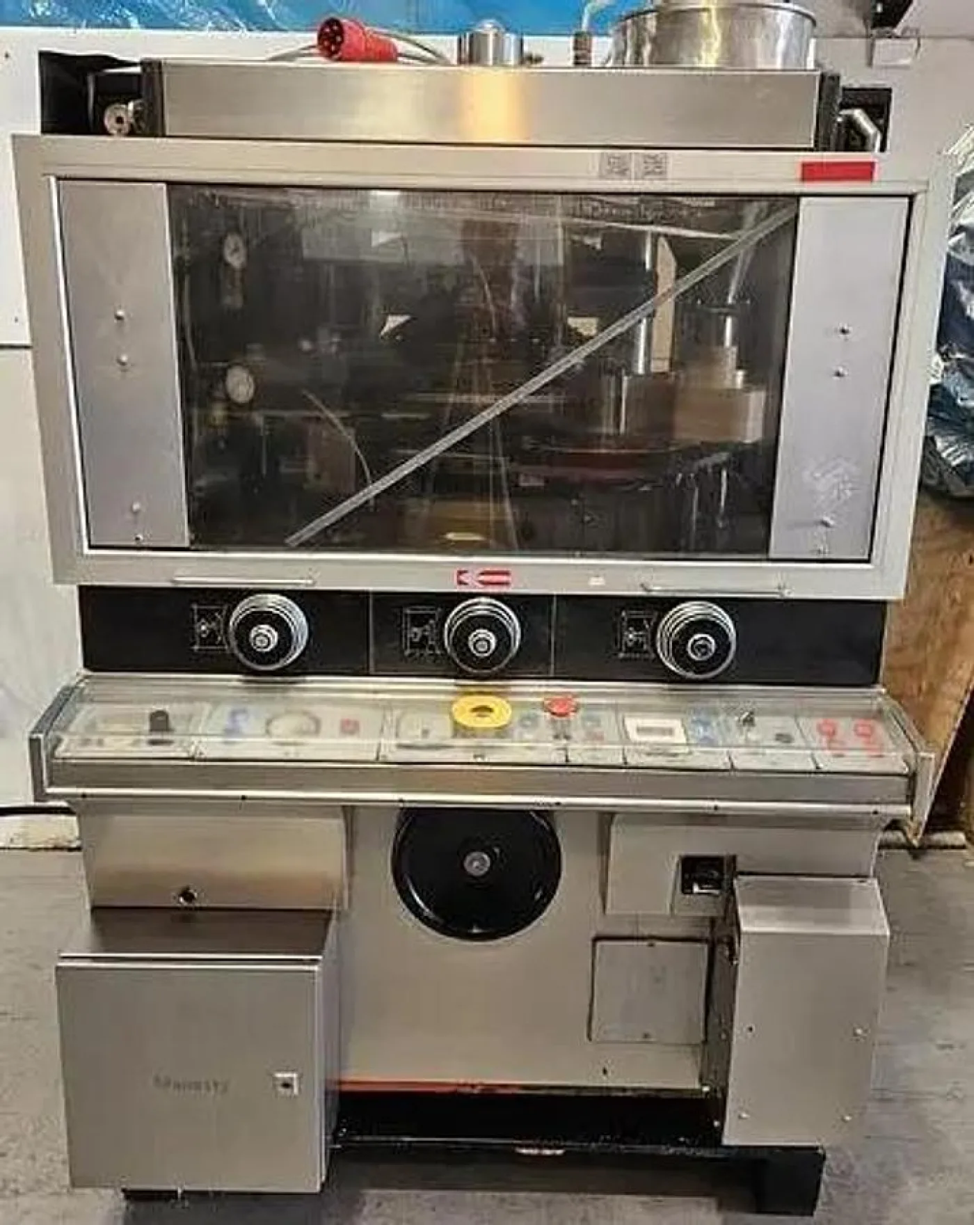 MANESTY - Comprimitrice - NOVAPRESS - 1