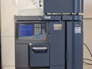 Waters e2695 Alliance HPLC System