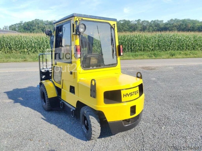Hyster Forklift free lift / triple / side shift H60XM