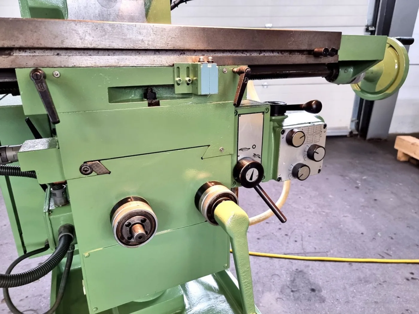 Universalfräsmaschine MILKO 14 - 8