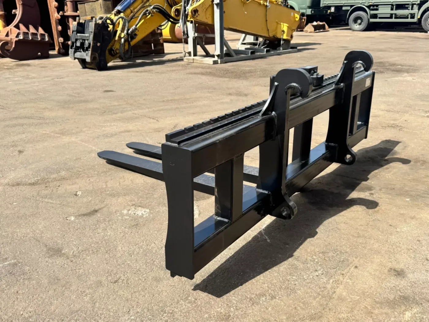 Volvo BM Mech 11 Ton 2400/1600mm - 7
