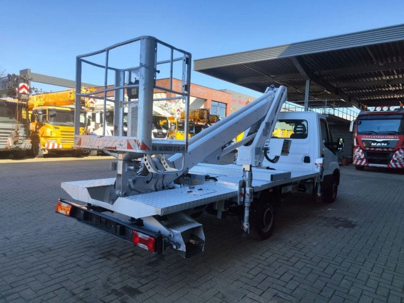 Iveco Täglich 35S12 Multitel MT162