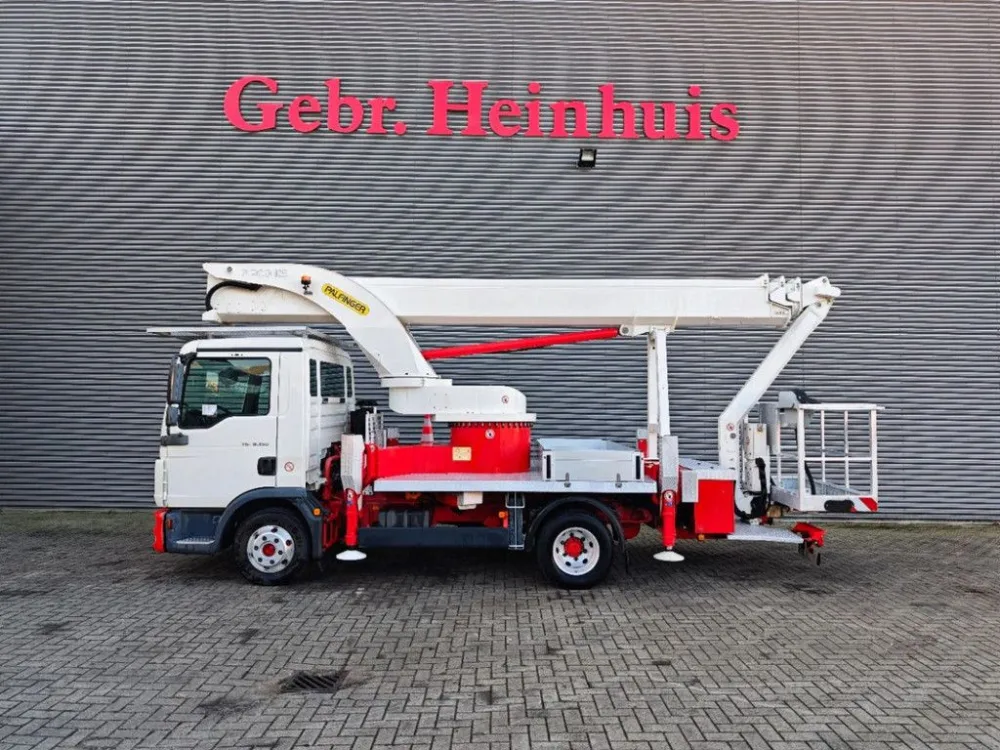 MAN TGL 8.150 4x2 Palfinger P300KS