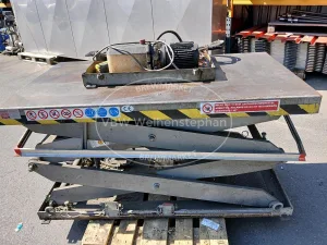 Lifting platform