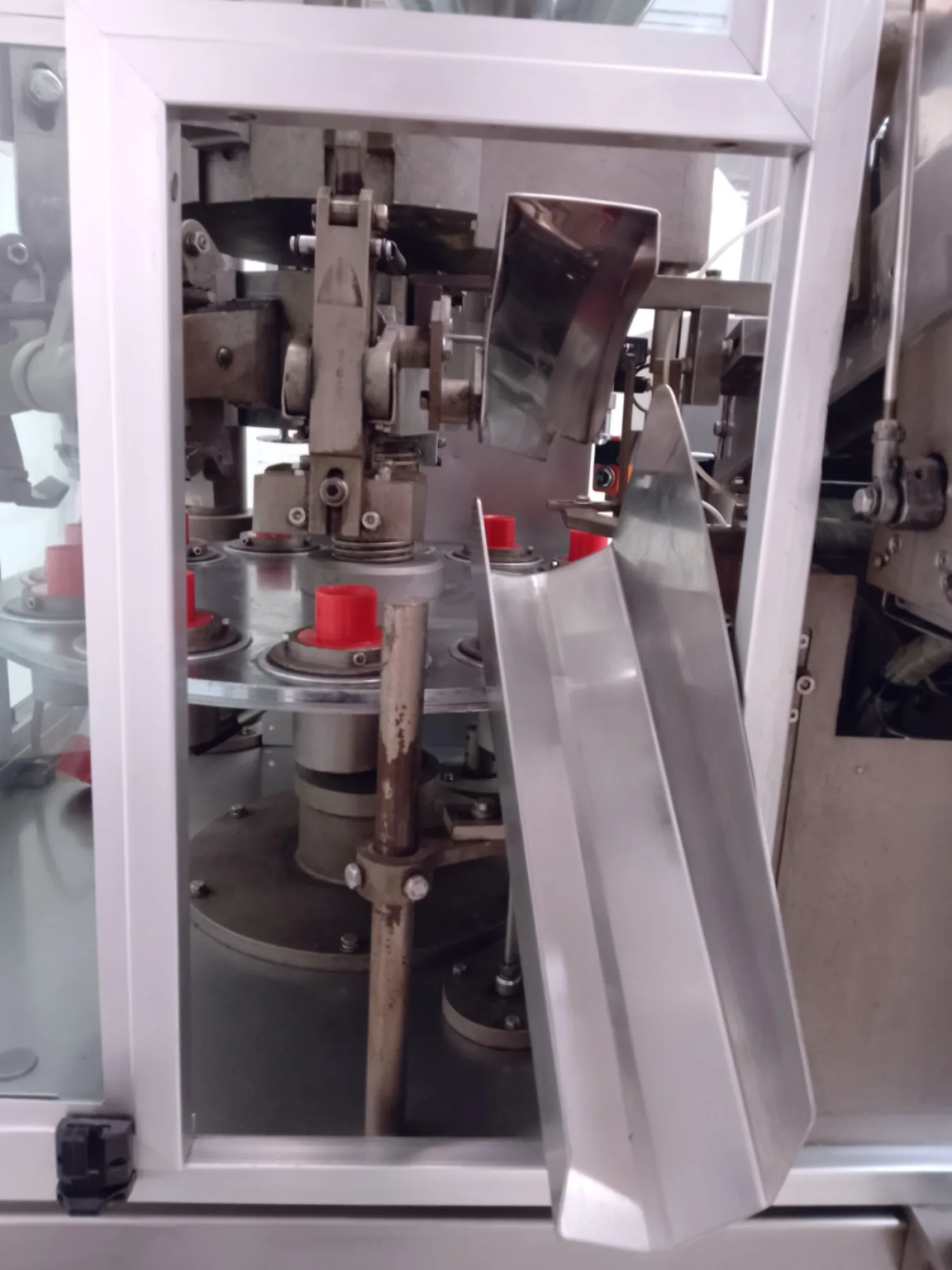 INTUBETTATRICE PER TUBETTI IN ALLUMINIO – TONAZZI – MOD. NOVA 105 - 5