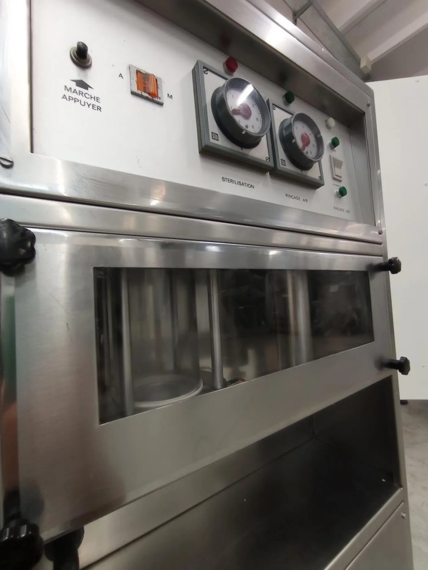 STERILIZZATORE A VAPORE – STERIVAP – MOD. P - 8