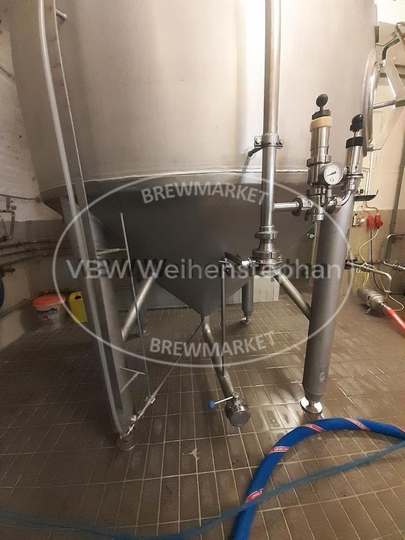 pressure tank