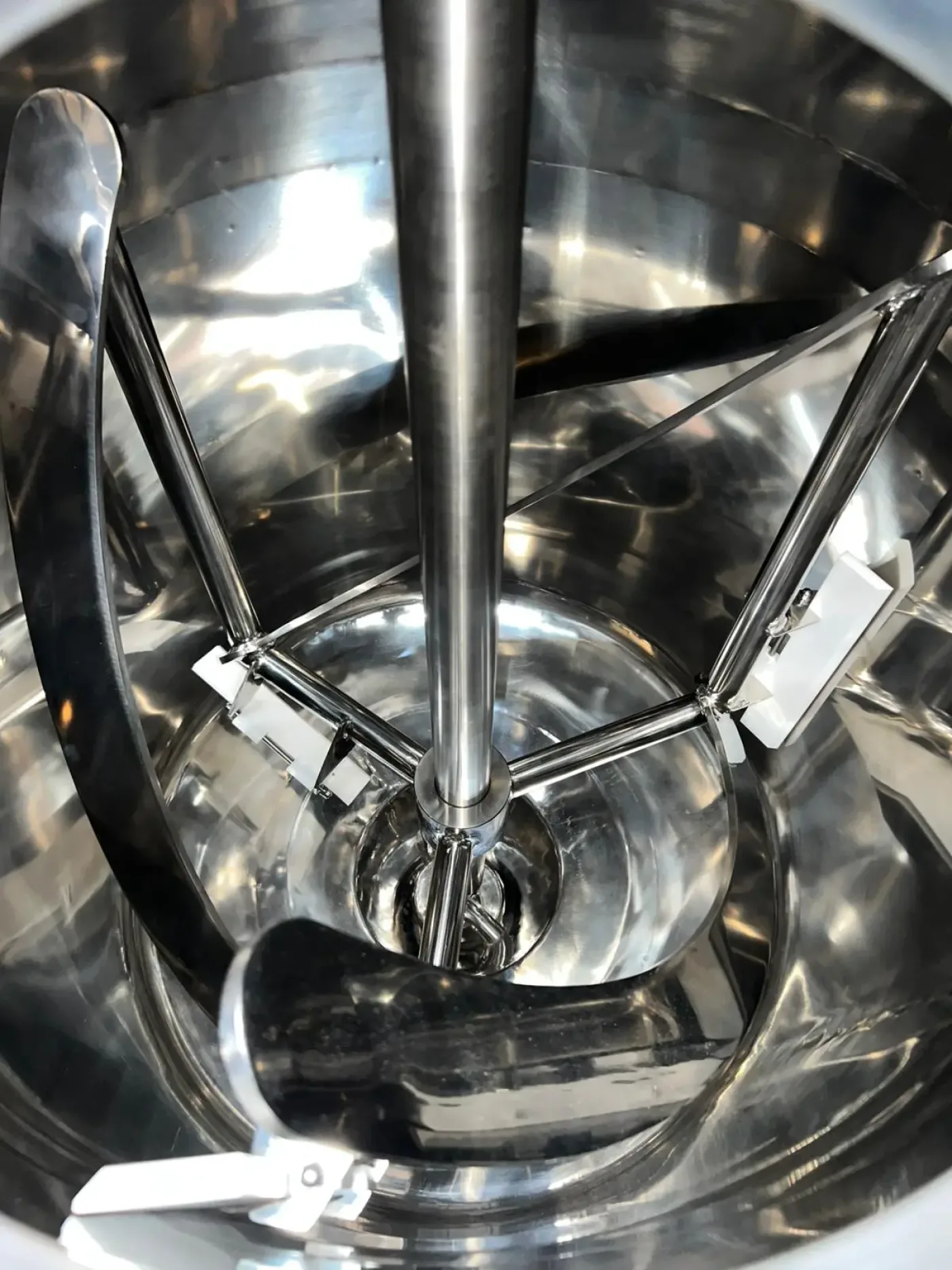 NEW COSMOS 250 EMULSIFYING REACTOR SKID - 1