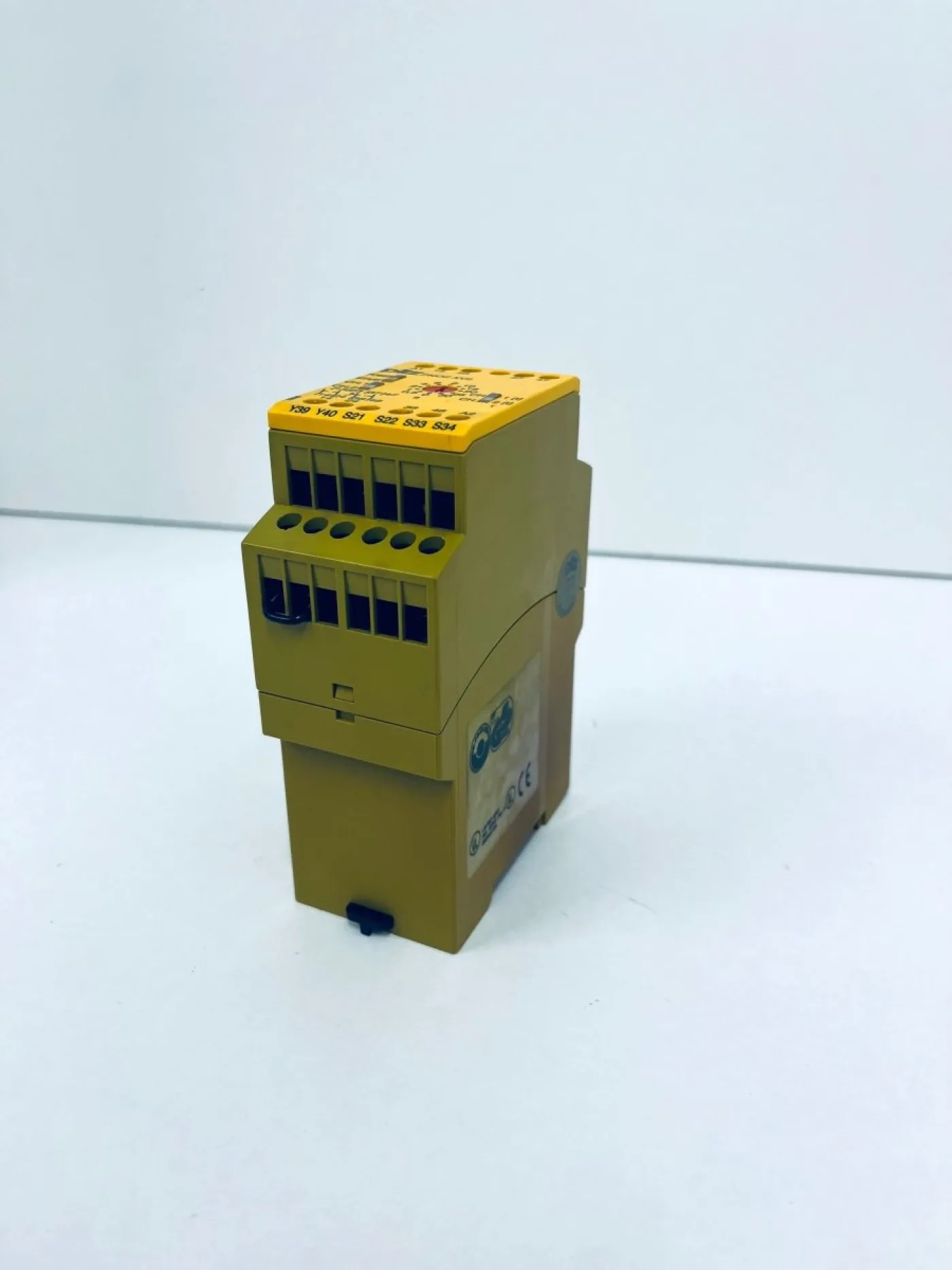 Pilz PN0Z XV2 Sicherheitsmodul 774500 - 1
