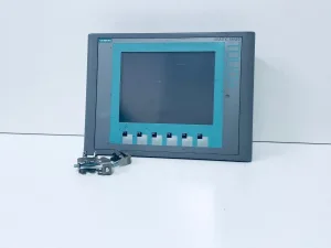 Siemens SIMATIC HMI KTP600 Basic Color PN 6AV6647-0AD11-3AX0 ZVD9YUBO84152