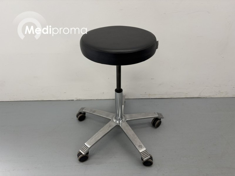 Score 6101 Stool
