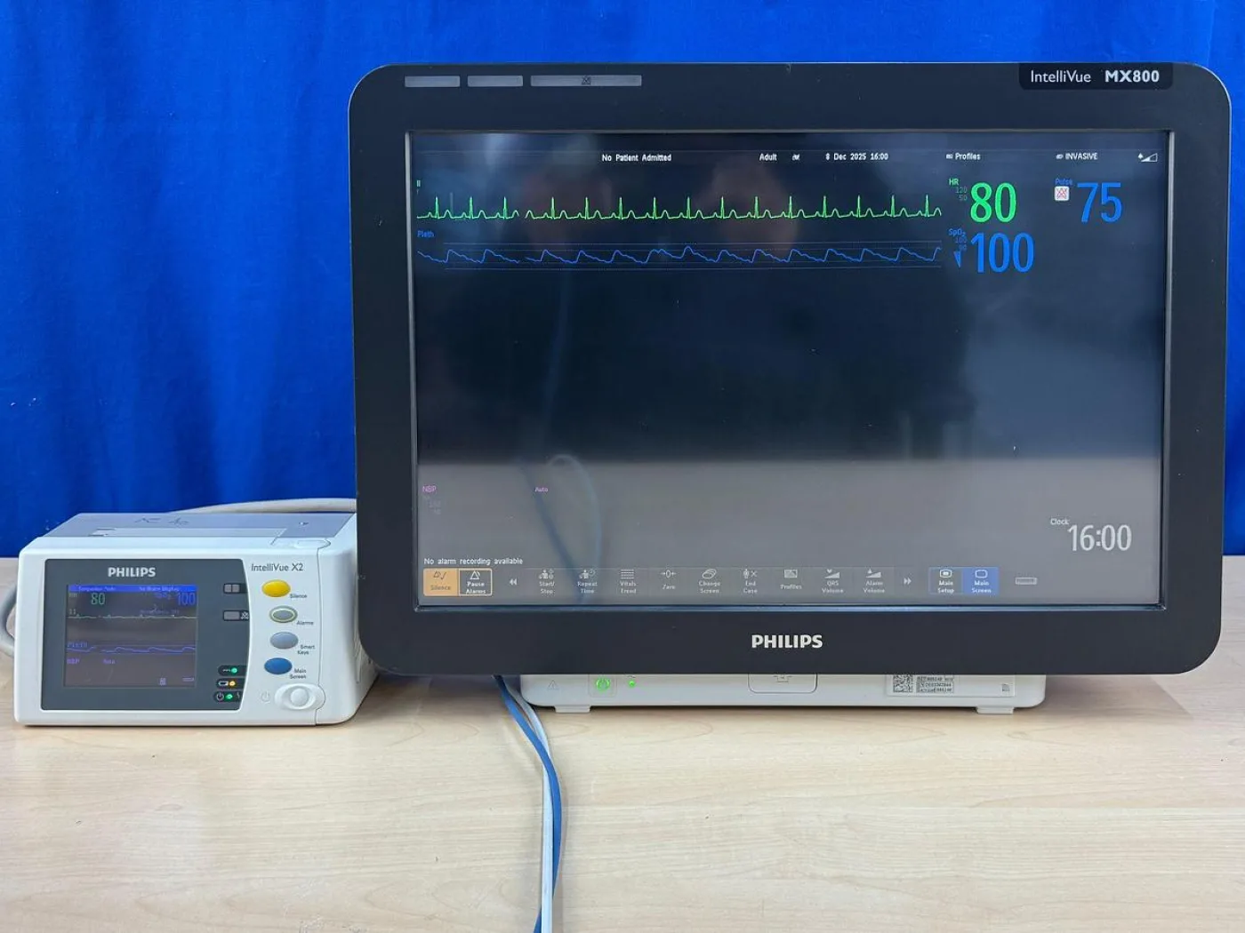 Philips IntelliVue MX800 Patient Monitor YOM: 2011 - 6